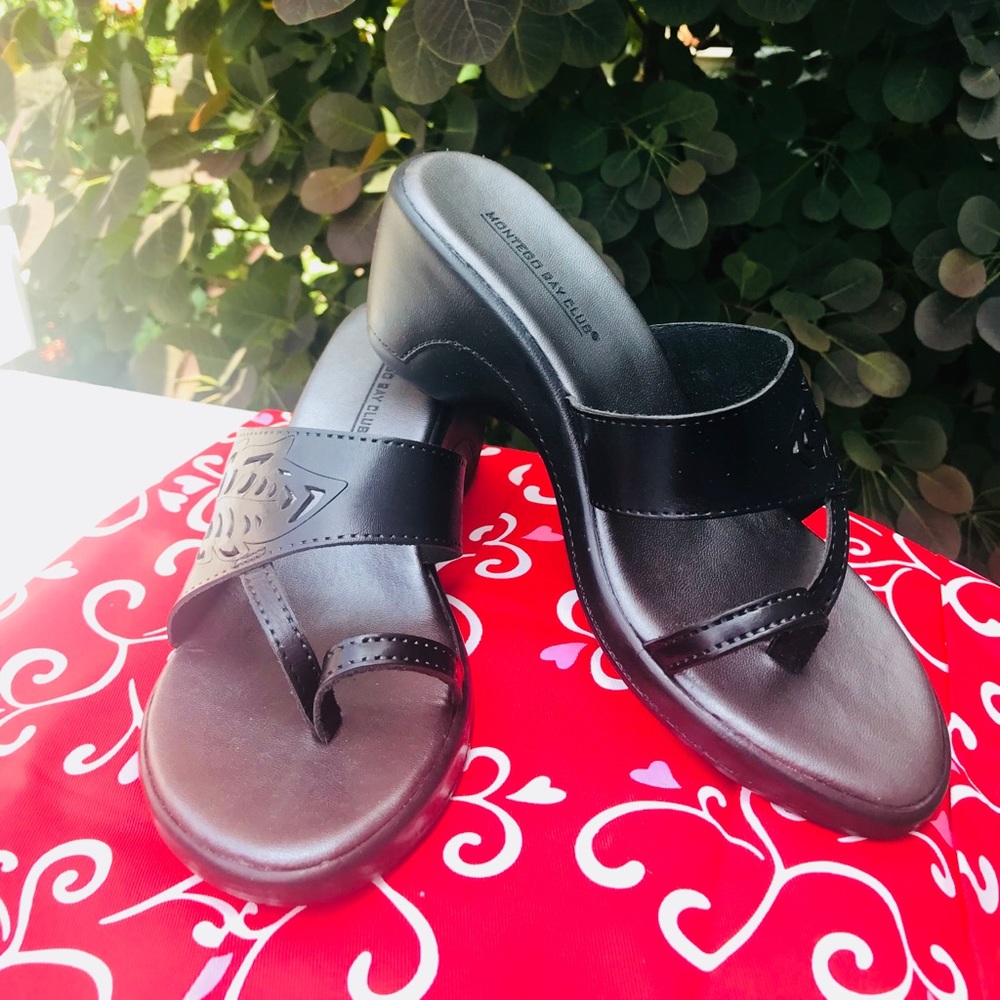 Very Cute Wedge Heels
